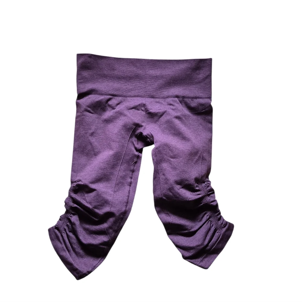 Purple‎  Capri Leggings 8
